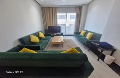 Apartment - 2 Bedrooms - 2 Bathrooms for rent in Busaiteen - Muharraq Governorate