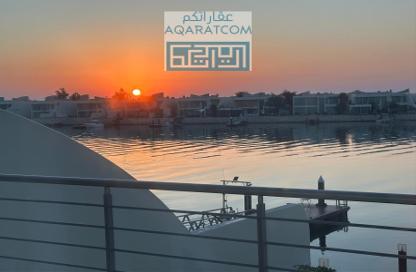 فيلا - 4 غرف نوم - 5 حمامات للبيع في درة البحرين - المحافظة الجنوبية