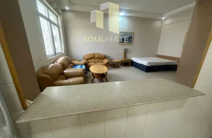 Apartment - Studio - 1 Bathroom for rent in Al Juffair - Capital Governorate