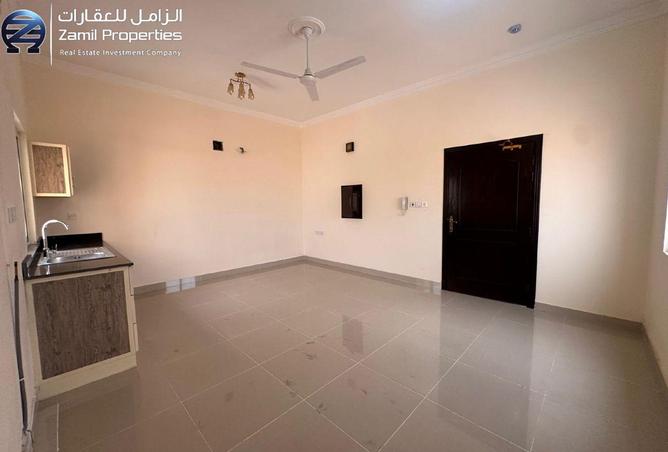 945443 - Property Image 3