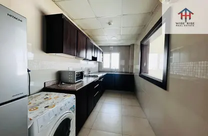 Apartment - 2 Bedrooms - 2 Bathrooms for rent in Busaiteen - Muharraq Governorate
