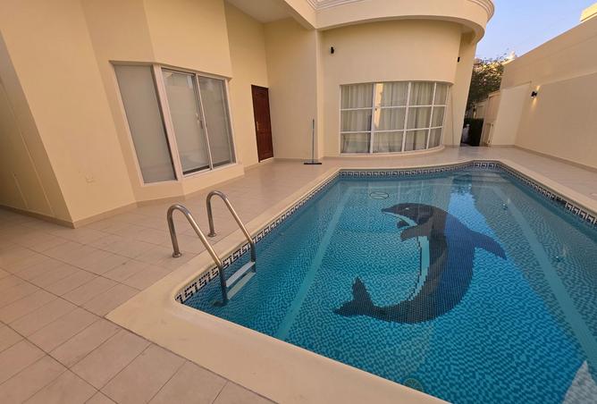 962986 - Property Image 2