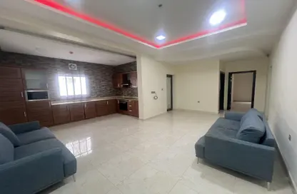 Apartment - 2 Bedrooms - 2 Bathrooms for rent in Saar - Northern Governorate