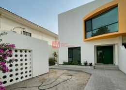 2 Storey/ Semi furnished/ Ideal for offices & Institutes