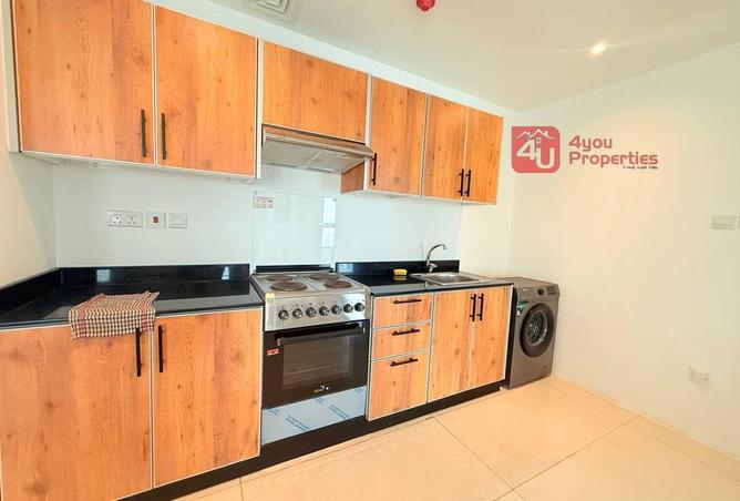 906855 - Property Image 3