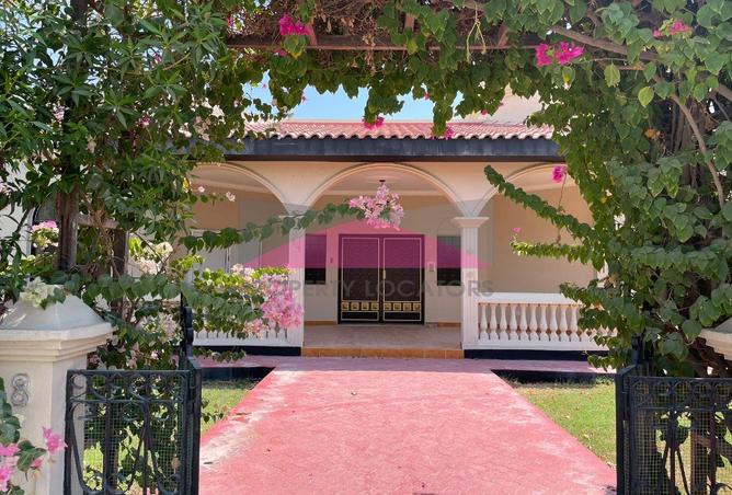 955079 - Property Image 2