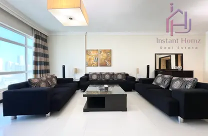 Apartment - 2 Bedrooms - 3 Bathrooms for rent in Al Juffair - Capital Governorate