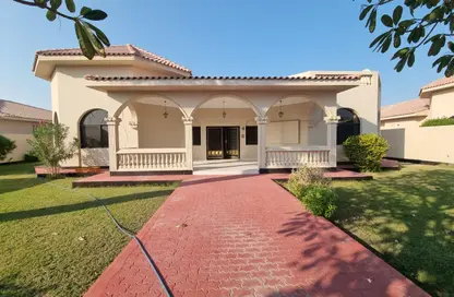 Villa - 4 Bedrooms - 4 Bathrooms for rent in Saar - Northern Governorate