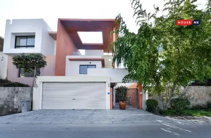 Villa - 4 Bedrooms - 5 Bathrooms for sale in Saar - Northern Governorate