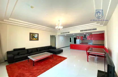 Apartment - 2 Bedrooms - 3 Bathrooms for rent in Al Juffair - Capital Governorate