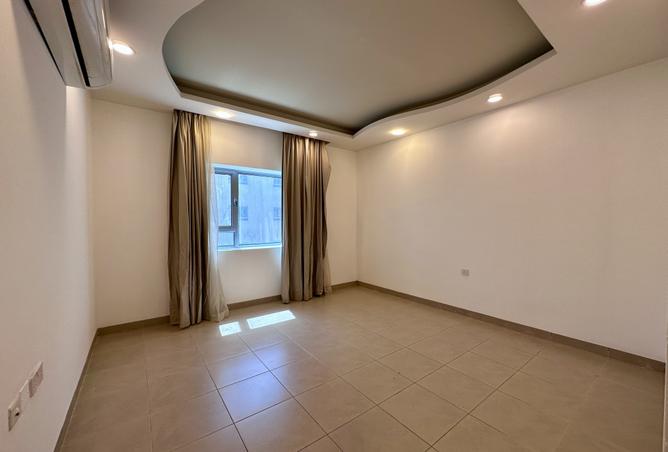 967188 - Property Image 3