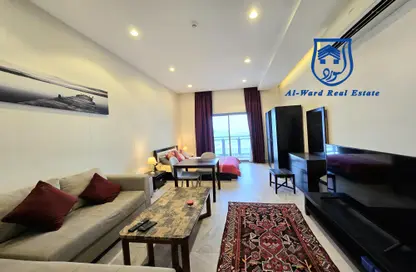 Apartment - Studio - 1 Bathroom for rent in Busaiteen - Muharraq Governorate
