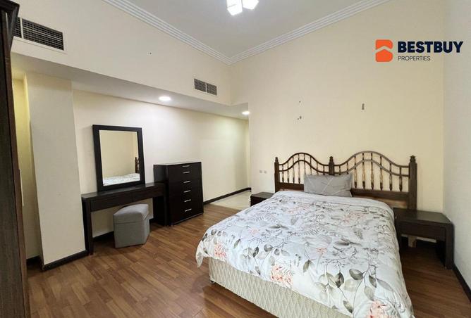 983965 - Property Image 3