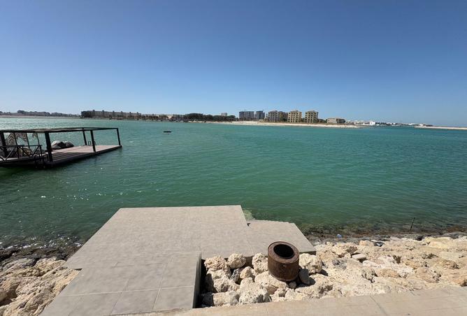 979940 - Property Image 2