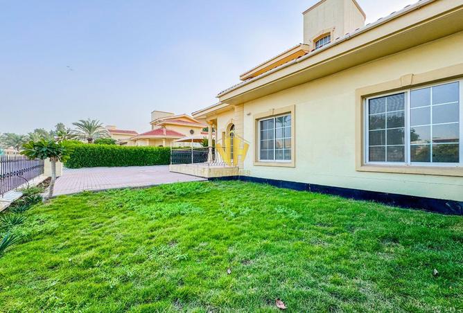 984817 - Property Image 2