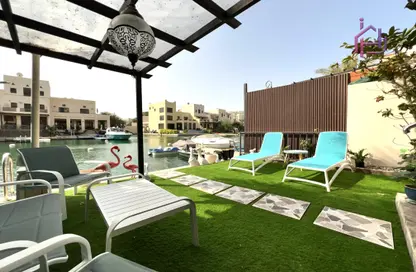 Terrace image for: Villa - 2 Bedrooms - 3 Bathrooms for rent in Al Marsa Floating City - Amwaj Islands - Muharraq Governorate, Image 1
