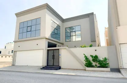 فيلا - 5 غرف نوم - 6 حمامات للبيع في سار - المحافظة الشمالية