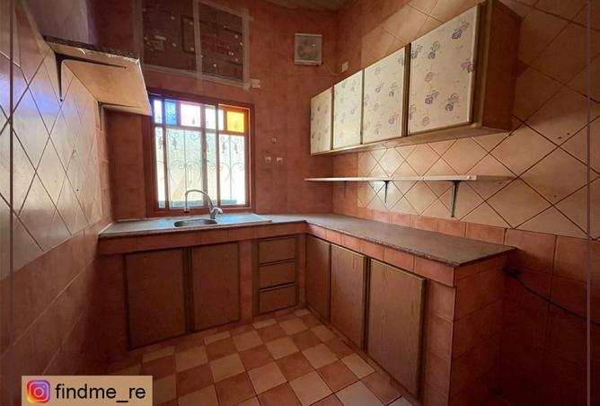 960220 - Property Image 2
