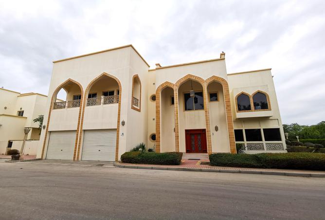 Villa - 5 Bedrooms - 6 Bathrooms for rent in Hamala - Northern Governorate