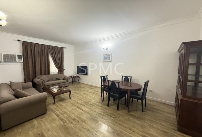 975757 - Property Image 2