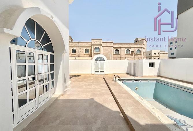 958883 - Property Image 2
