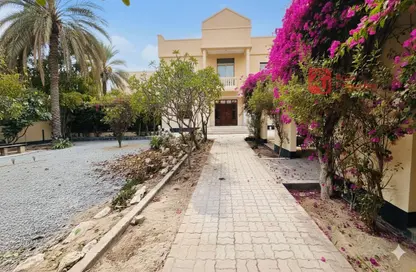 فيلا - 5 غرف نوم - 4 حمامات للايجار في سار - المحافظة الشمالية