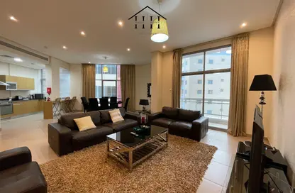 شقة - 2 غرف نوم - 3 حمامات للايجار في السيف - محافظة العاصمة