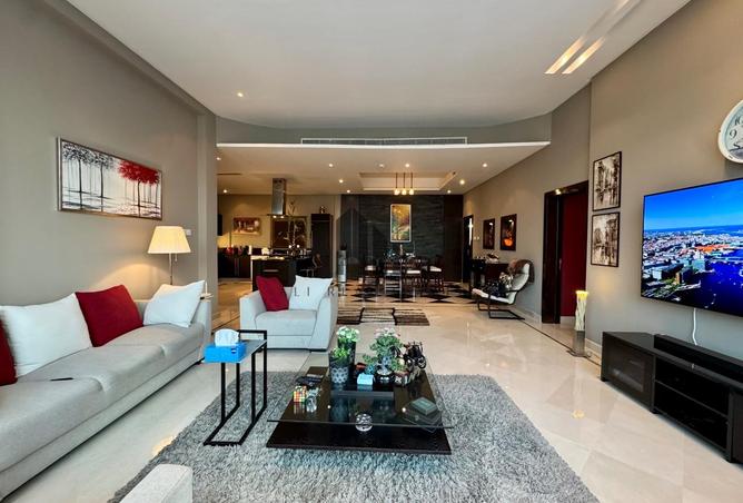 961885 - Property Image 2