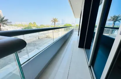 Apartment - 2 Bedrooms - 3 Bathrooms for rent in Reef Island - Capital Governorate