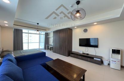 Apartment - Studio - 1 Bathroom for rent in Busaiteen - Muharraq Governorate