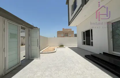 Villa - 4 Bedrooms - 5 Bathrooms for sale in Saar - Northern Governorate