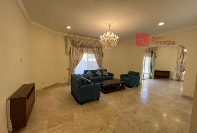 976733 - Property Image 3