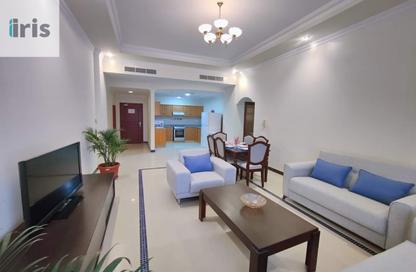 Apartment - 3 Bedrooms - 3 Bathrooms for rent in Al Juffair - Capital Governorate