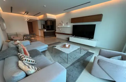 Apartment - 2 Bedrooms - 3 Bathrooms for rent in Reef Island - Capital Governorate