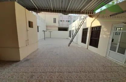 Villa - 4 Bedrooms - 4 Bathrooms for rent in Galali - Muharraq Governorate