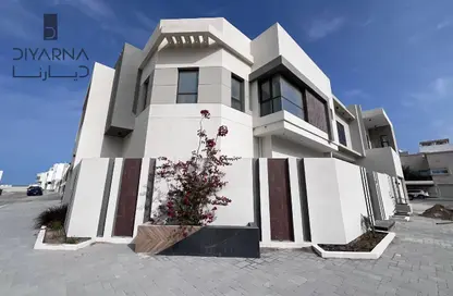 فيلا - 3 غرف نوم - 6 حمامات للبيع في البسيتين - المحرق