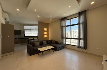 Apartment - 2 Bedrooms - 2 Bathrooms for rent in Janabiya - Northern Governorate