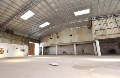 Warehouse - Studio - 6 Bathrooms for rent in Hamala - Northern Governorate