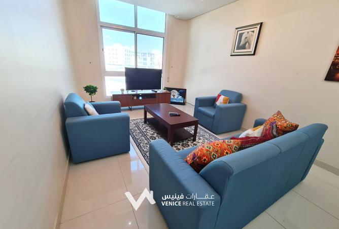 958553 - Property Image 2