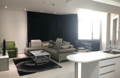 Apartment - 1 Bedroom - 2 Bathrooms for rent in Al Juffair - Capital Governorate