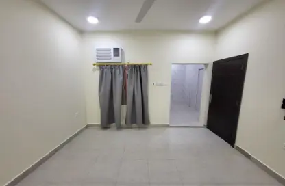 Apartment - Studio - 1 Bathroom for rent in Hidd - Muharraq Governorate