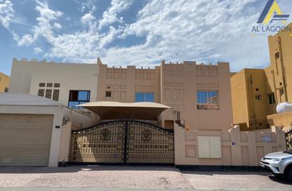 Villa - 5 Bedrooms - 7+ Bathrooms for rent in Arad - Muharraq Governorate