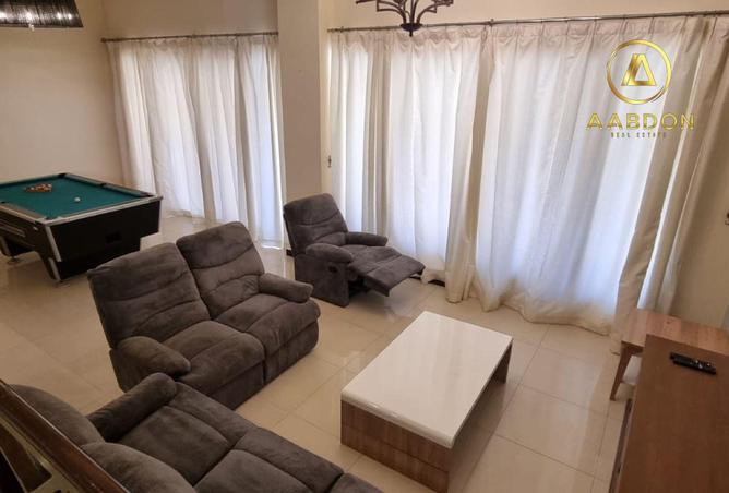 967629 - Property Main Image