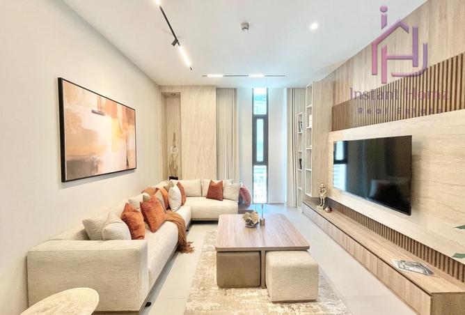 979933 - Property Image 2