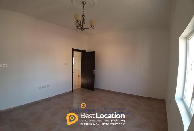 869184 - Property Image 2