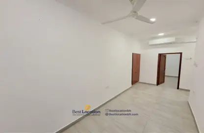Apartment - 2 Bedrooms - 1 Bathroom for rent in Muharraq - Muharraq Governorate