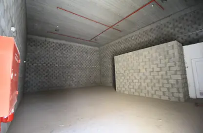 Warehouse - Studio for rent in Hidd - Muharraq Governorate