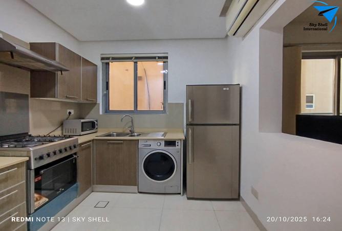 964019 - Property Image 2
