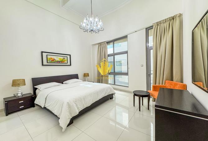 974614 - Property Image 2