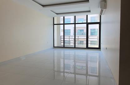 Apartment - 2 Bedrooms - 2 Bathrooms for rent in Hidd - Muharraq Governorate